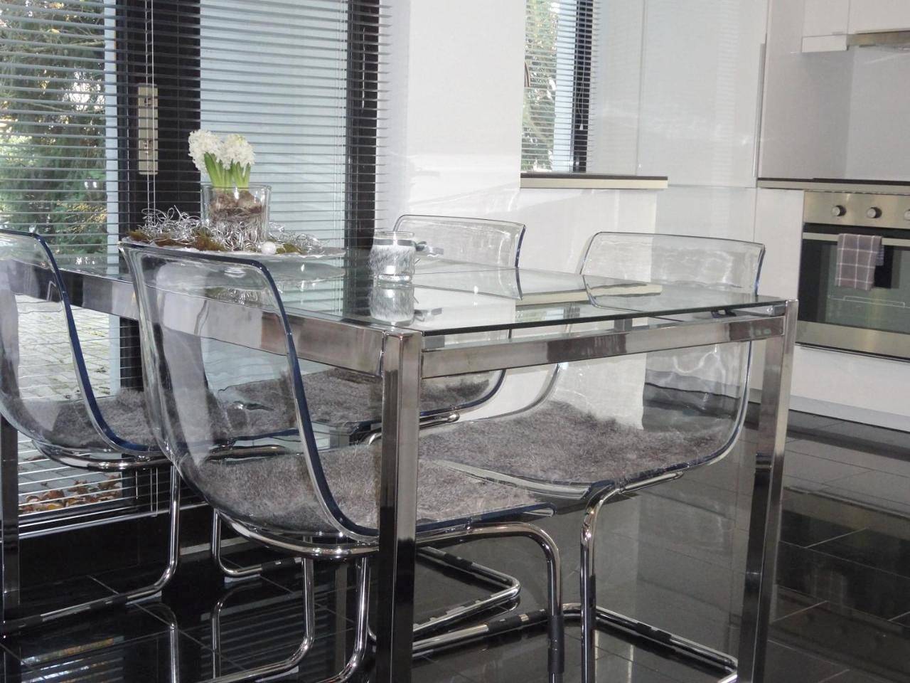 Ganze Wohnung, Apartment Black & White Neuss in Neuss, Rhein-Kreis Neuss