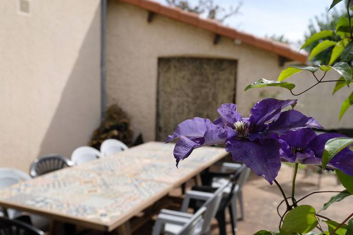 Vacaciones en casa de Cali a 30' del Puy du Fou con jardín y terrazas privadas, Wifi in La Séguinière, Región de Cholet