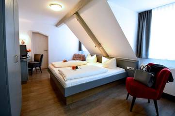 Hotel für 2 Personen, mit Ausblick und Sauna sowie Terrasse, mit Haustier in Dettelbach