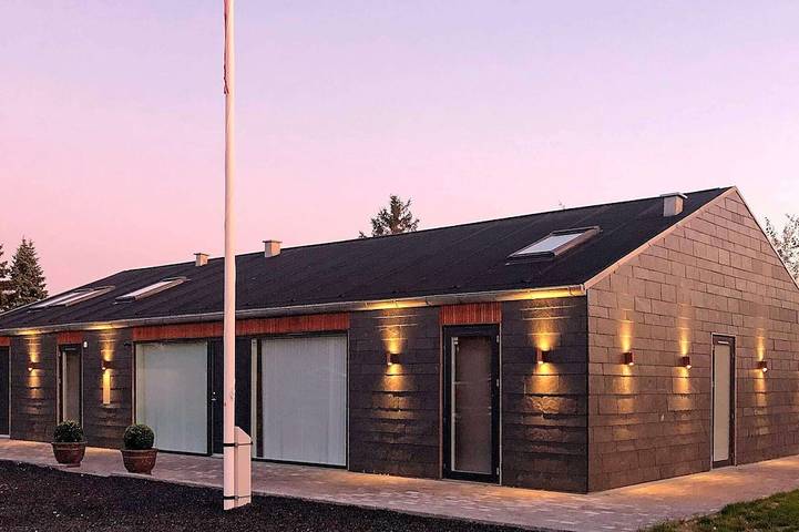 Ferienhaus für 9 Personen, mit Whirlpool und Sauna sowie Garten und Terrasse, mit Haustier in Dannemare