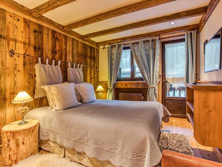 Entire apartment, Luxury 112m² Apt in Courchevel 1850 - Central Location - 6 Guests - Near Slopes in Courchevel 1850, Saint-Bon-Tarentaise