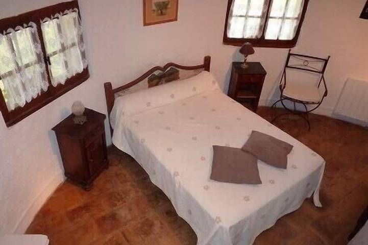 Location de vacances pour 6 personnes, avec jardin et terrasse, animaux acceptés à Saint-Laurent-d'Aigouze - 4