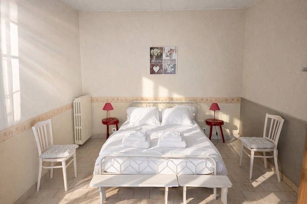 La Joli Maison - Les Chesneaux in Perrusson, Loches region