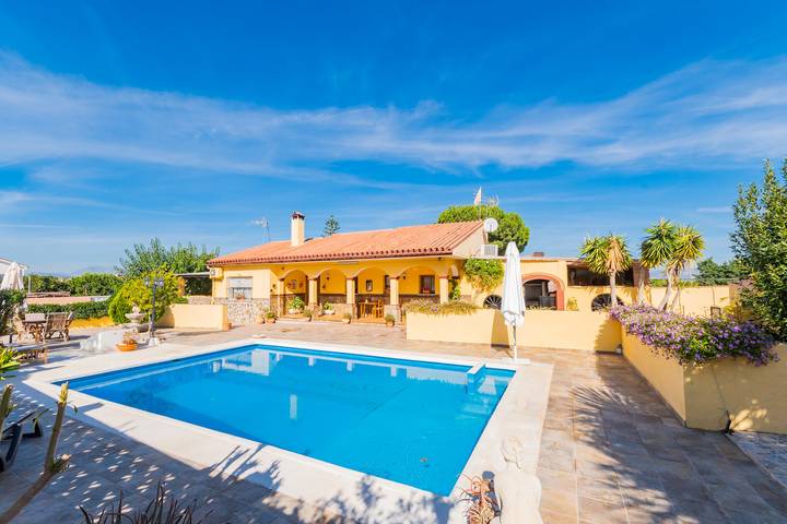 Casa rural para 8 personas, con terraza y jardín en Alhaurín de la Torre - 2