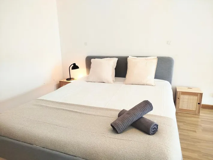 Ferienwohnung für 9 Personen, mit Pool und Balkon sowie Ausblick - 1