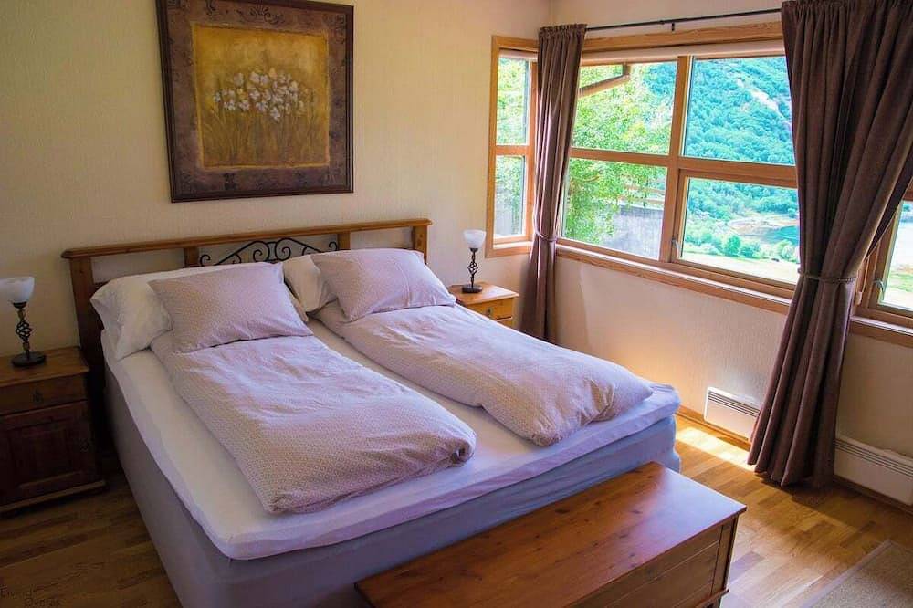 Geiranger - Amazing Villa - Panoramic Views and Spa Amenities in Geiranger, Stranda