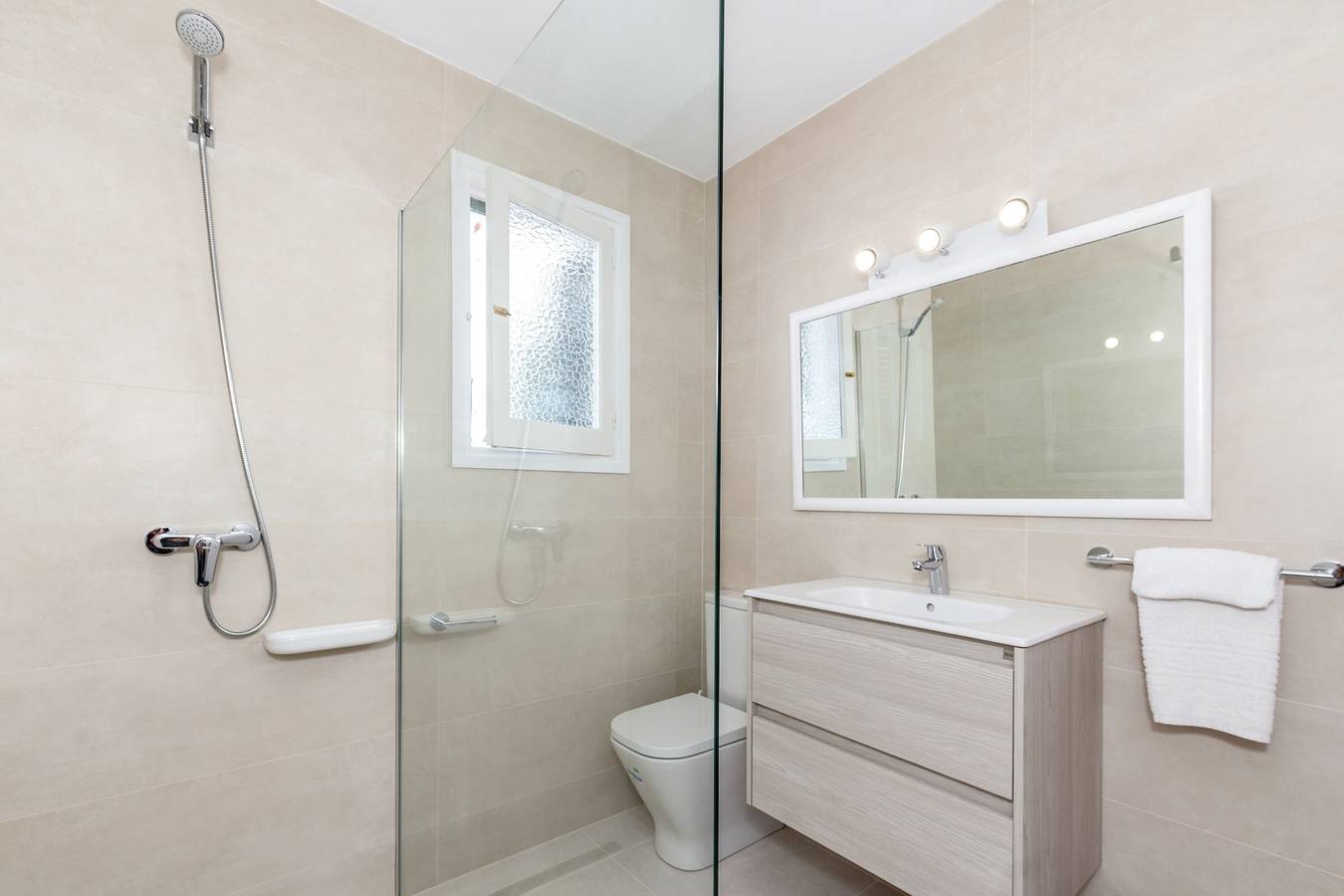 Vakantiehuis 'Casa Joana' met privé terras, privé tuin en Wi-Fi, foto 11