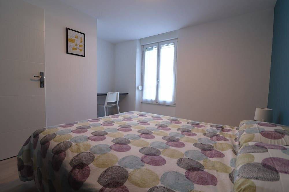 Entire apartment, 3/5 beds \"The Prince in 2D\" in Épinal, Épinal region