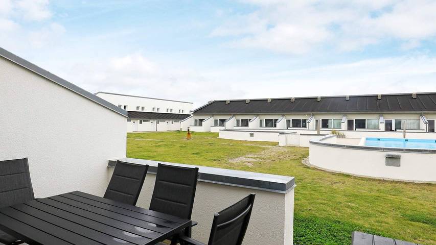 Ferienwohnung für 7 Personen, mit Terrasse und Sauna sowie Pool, mit Haustier in Tranum Strand - 2