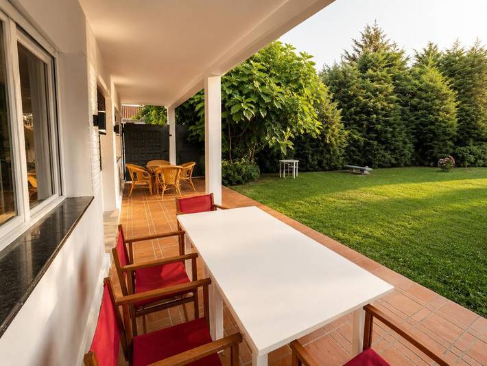Casa rural para 10 personas, con Terraza y Jardín en Santander - 4