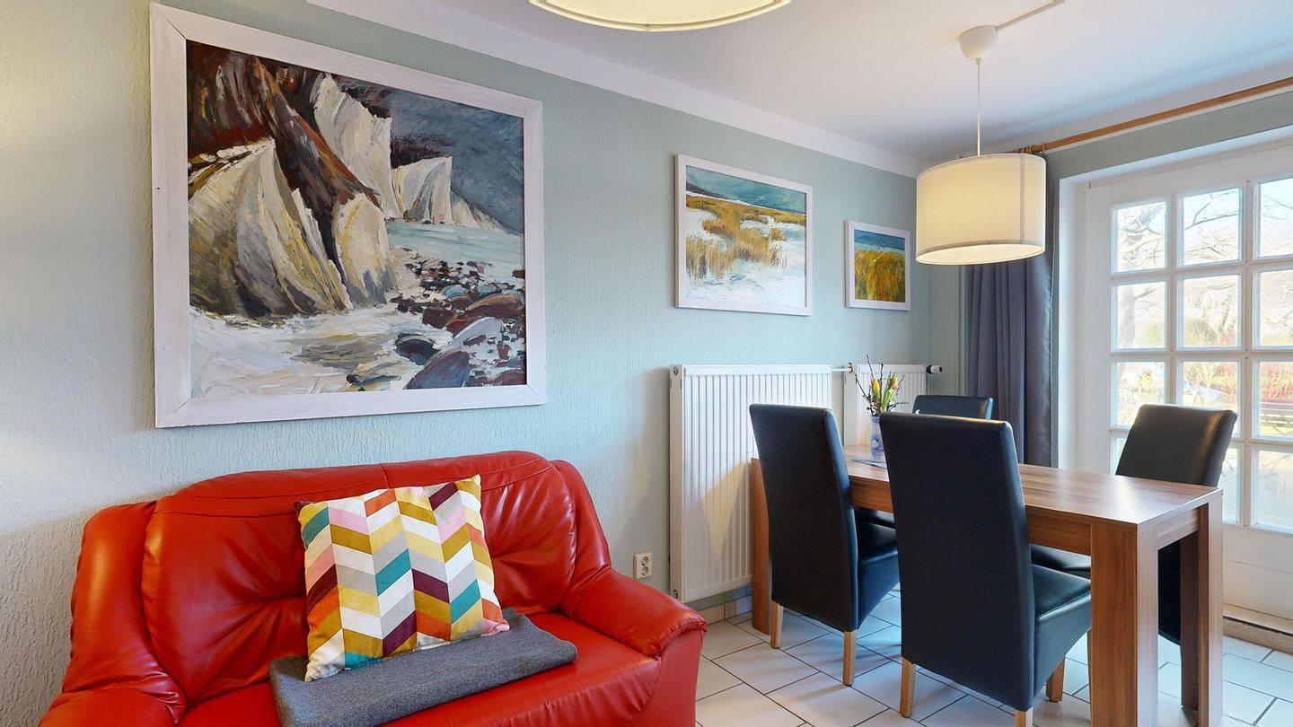 Wunderschönes Ferienhaus in ruhiger Lage - perfekt für Familien mit Kindern in Neu Reddevitz, Lancken-Granitz