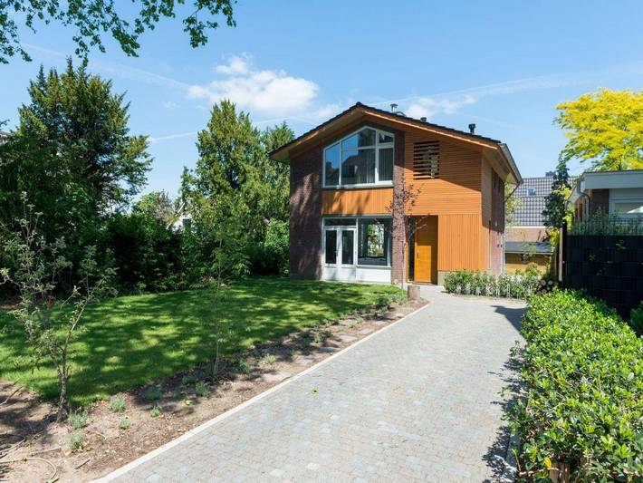 Vakantiehuis voor 8 personen, with Balkon and Terras as well as Tuin de Betuwe