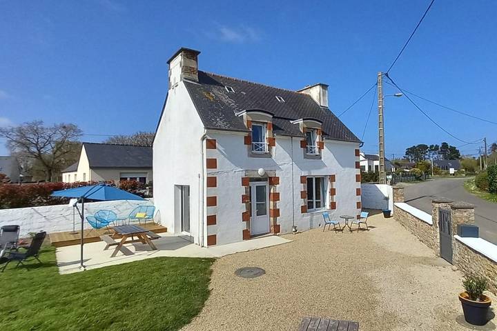 Gîte pour 4 personnes, avec jardin et terrasse à Plouha