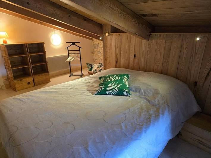 Location de vacances pour 7 personnes, avec terrasse à Chauzon - 2