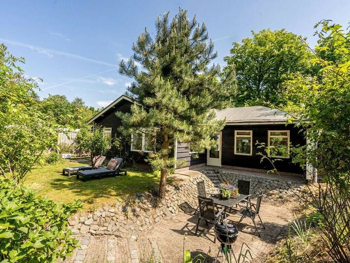 Ferienhaus für 4 Personen, mit Terrasse und Garten