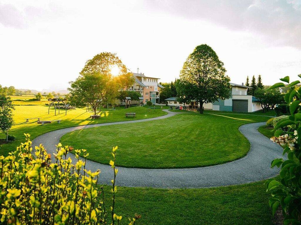 1 am Faaker See - Karglhof - Südblick in Karawanken und Bachergebirge, Finkenstein am Faaker See