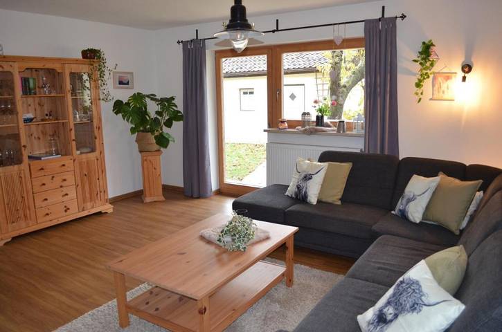 Ferienwohnung für 4 Personen, mit Terrasse und Garten