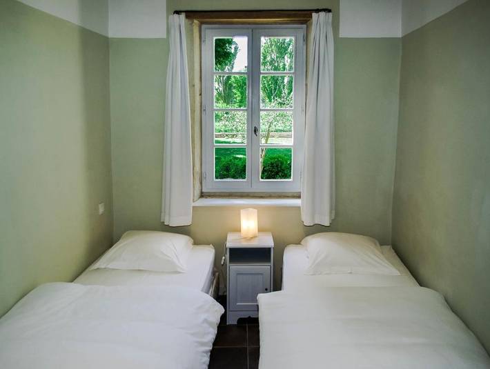 Maison d’hôte pour 4 personnes, avec jardin ainsi que piscine et vue, adapté aux familles à Colonzelle - 4