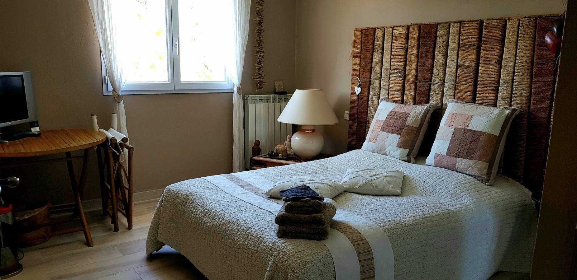 Chambres d'hôtes / Relais pour Motards à la Villa Tao - Chambre Bambou in Grasse, Région de Cannes