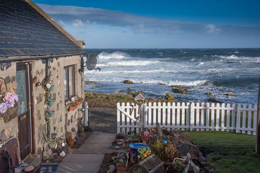 Pew with a View - Haustierfreundliches Cottage am Meer, sicherer Garten am Ufer in Aberdeenshire