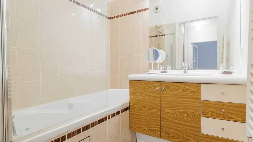 Gîte pour 5 personnes à Clichy - 4