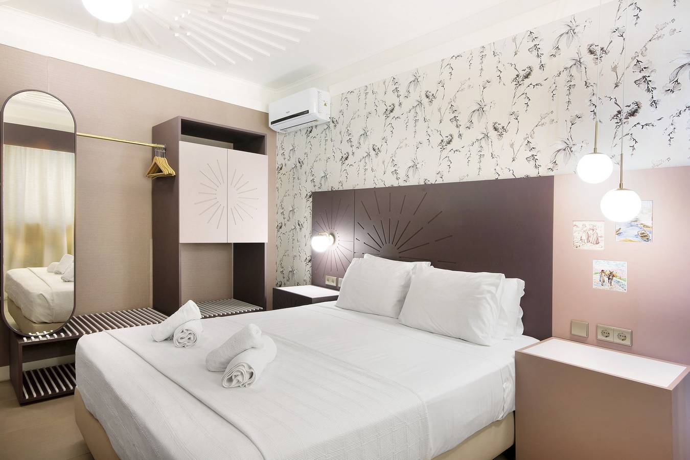 Quarto 'Quarto Casal Comfort Plus 104' com Terraço Partilhado, Wi-Fi e Ar Condicionado in São Pedro (Faro), Faro