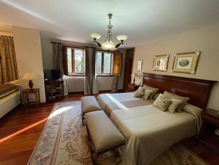 Casa rural para 16 personas, con jardín en Cotobad - 3