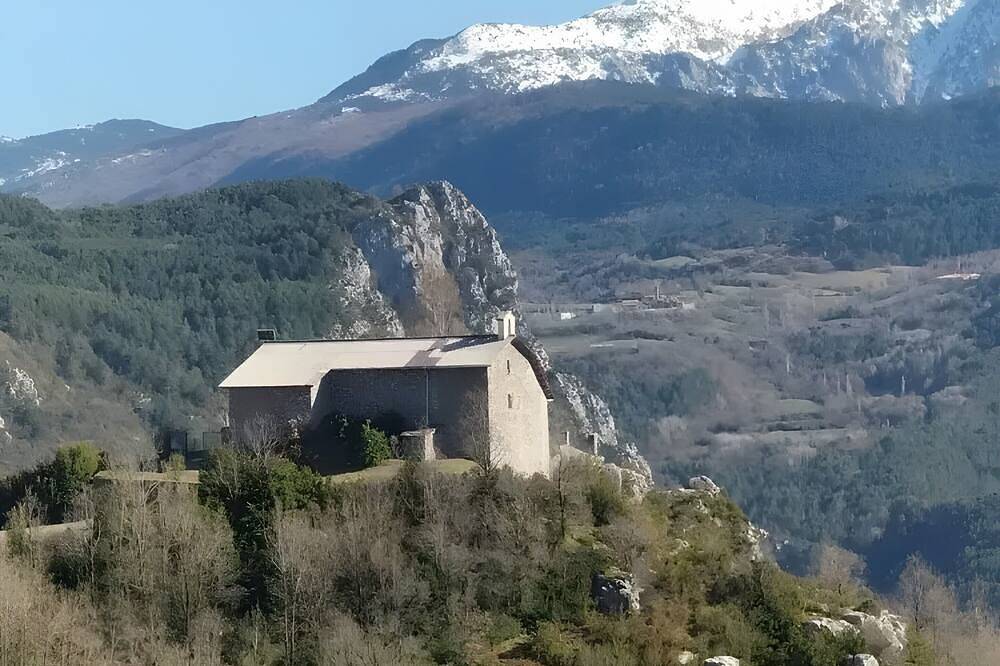 Maison rurale « David » avec vue sur la montagne, terrasse privée et Wi-Fi in Chía, Pyrénées Aragonaises