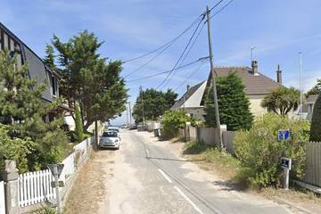 Location de vacances pour 7 personnes, avec jardin à Hermanville-sur-Mer