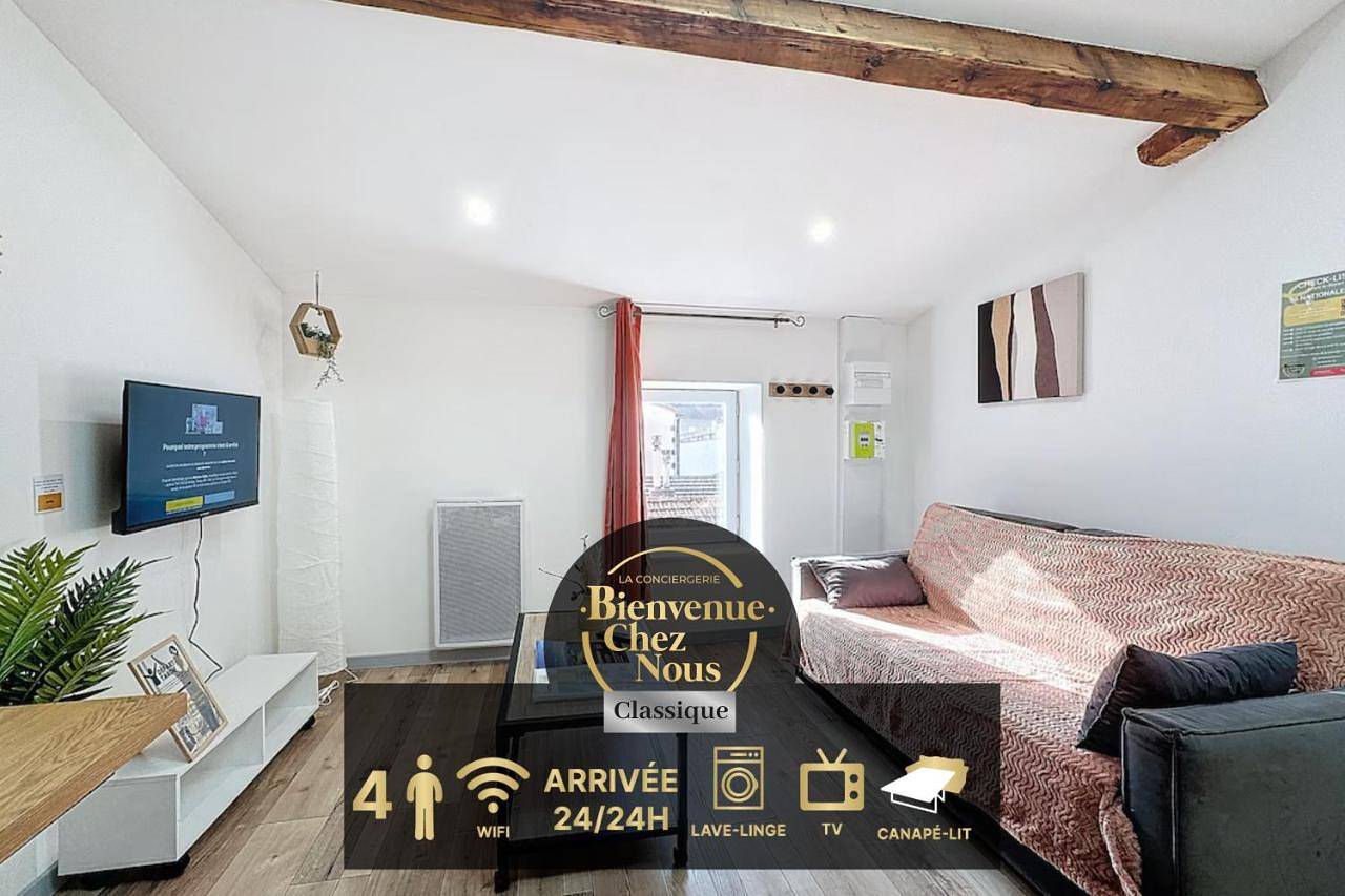 Appartement entier, One-Bedroom Apartment in Royat, Parc naturel régional des Volcans d'Auvergne