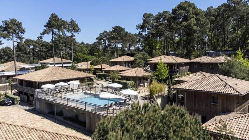 Appartement de vacances pour 3 personnes, avec sauna ainsi que terrasse et piscine, animaux acceptés à Lège-Cap-Ferret