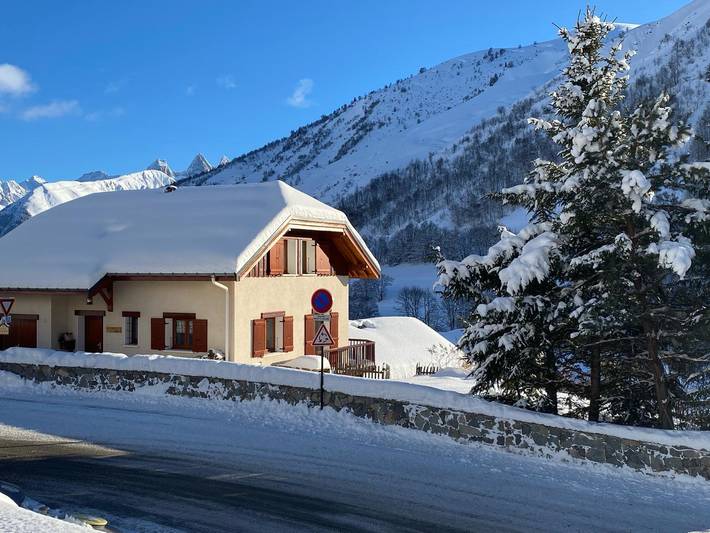 Gîte pour 12 personnes, avec jacuzzi et sauna
