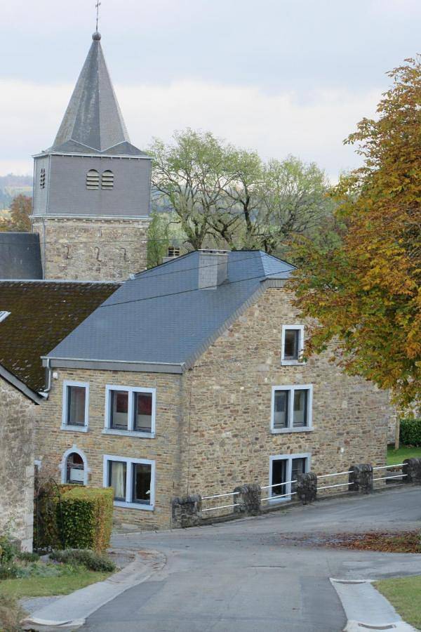 Chambre d’hôte pour 2 personnes, avec Terrasse ainsi que Jardin et Vue à Manhay