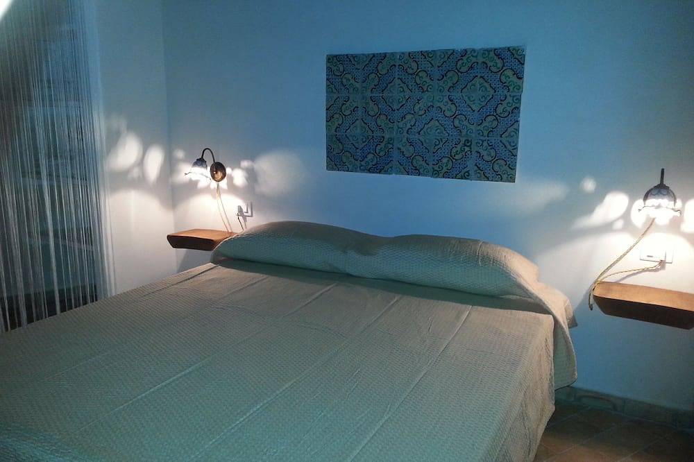 Ferienhaus Levante, in Villa mit Pool, Whirlpool und Meerblick in Sciacca, Agrigento Provinz