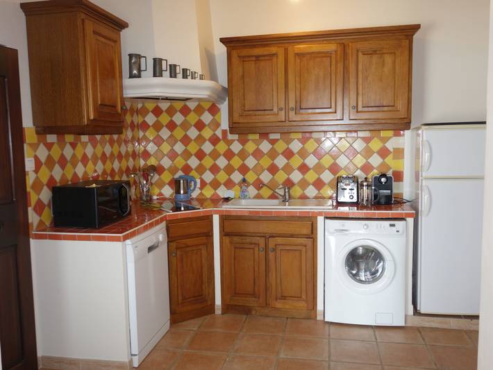 Gîte pour 4 personnes, avec terrasse et jardin à Saint-Cyr-sur-Mer - 3