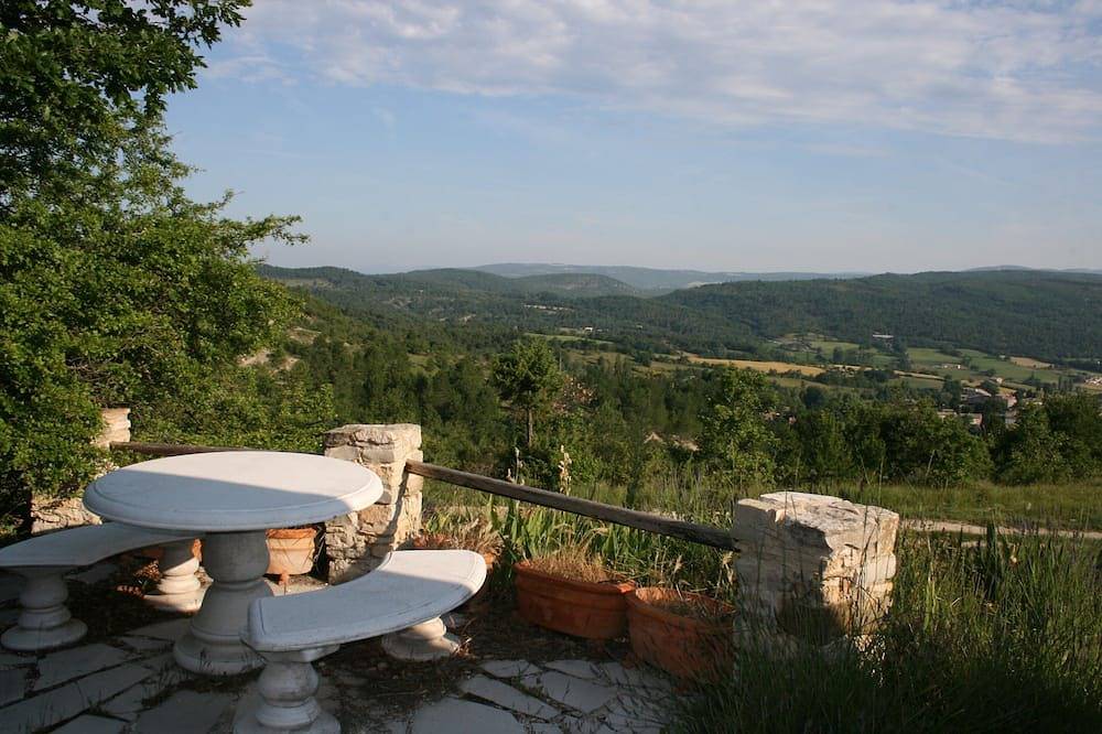 'The sheepfold' Revest des Brousses in Revest-des-Brousses, Parc naturel régional du Luberon