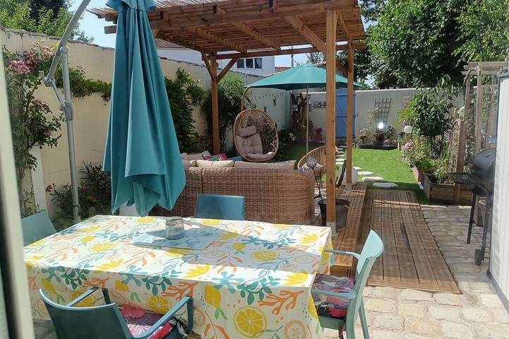 Gîte pour 4 personnes, avec jardin et terrasse à Sainte-Soulle