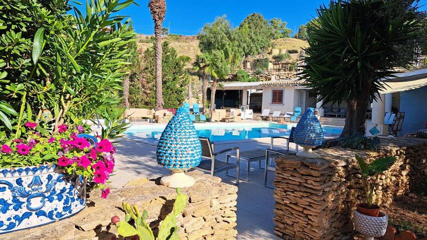 Appartamento vacanze per 4 persone, con giardino e panorama nonché piscina - 1