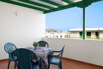 Apartment for 4 People in Playa Casco, Yaiza, Photo 4