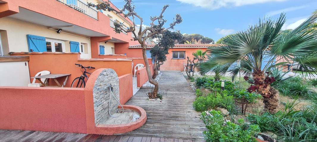 Gîte pour 4 personnes, avec terrasse dans La Bergerie - 2