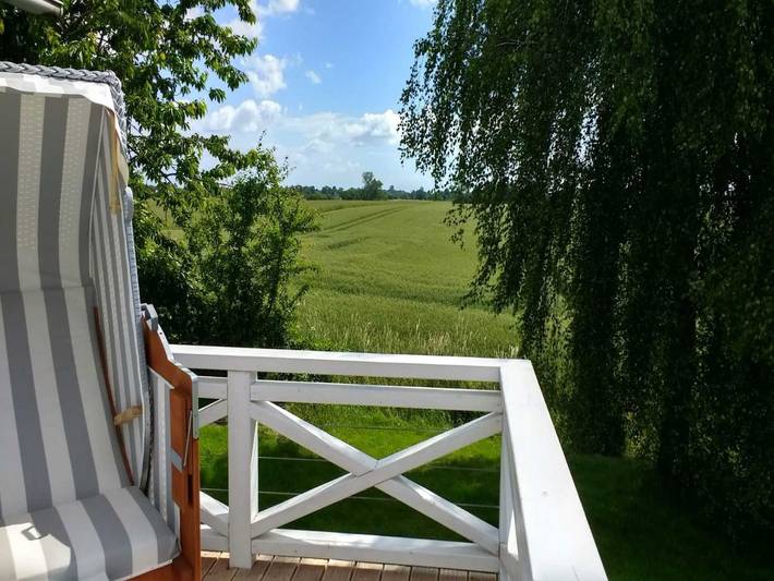 Ferienhaus für 4 Personen, mit Terrasse und Sauna sowie Ausblick und Garten in Esgrus - 4