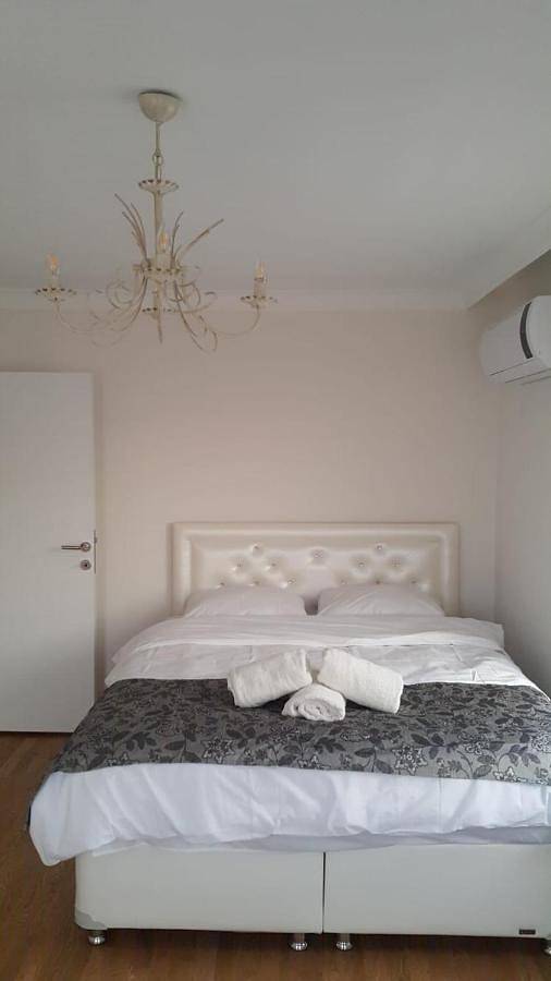 Ferienwohnung für 3 Personen, mit Garten und Ausblick sowie Terrasse - 1