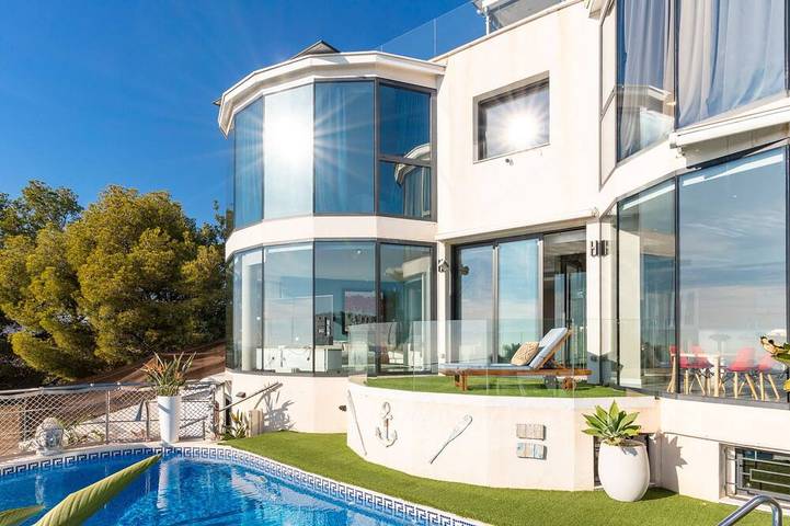 Chalet para 12 personas, con jardín y terraza en Sitges