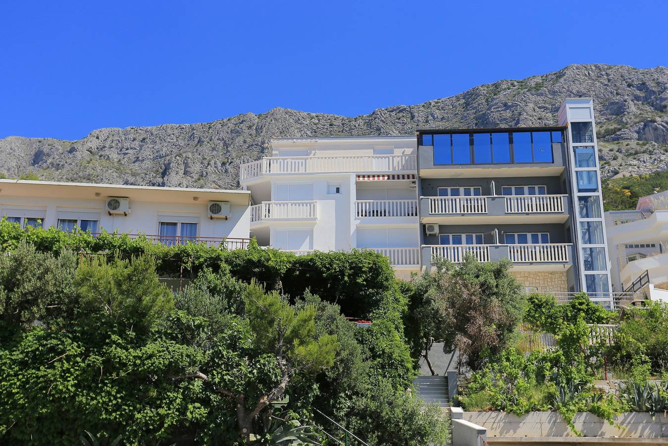 Ganze Wohnung, Studio Appartement mit Terrasse und Meerblick Lokva Rogoznica (Omis) As-13226-a in Lokva Rogoznica, Omis-Riviera
