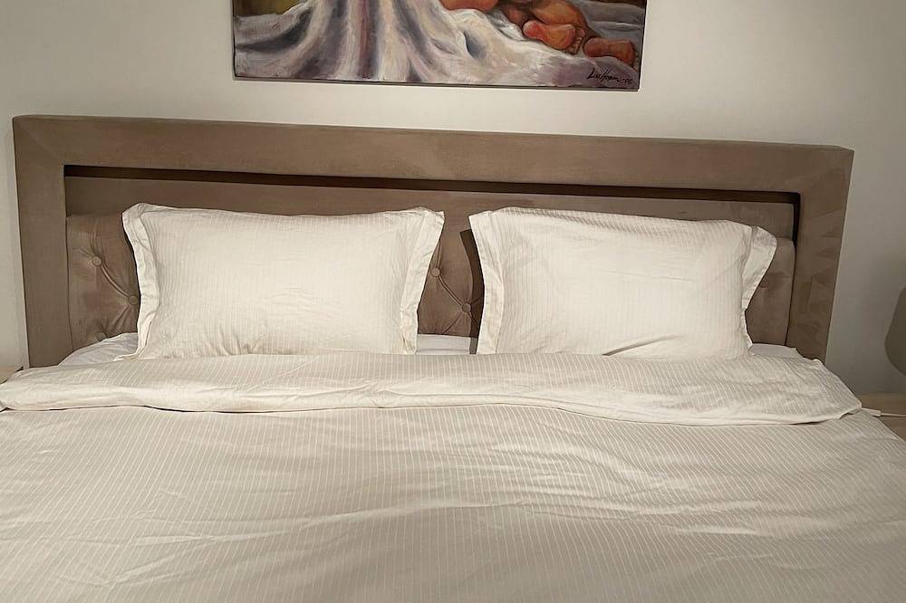 Ganze Wohnung, Exclusive apartment, sea view to Oslo fjord, located on water in Oslo center  in Frogner, Oslo