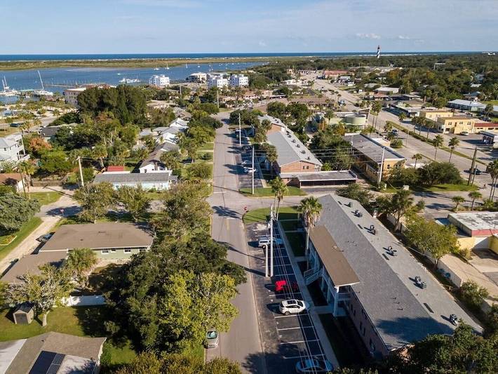 Vacation rental for 4 people, with balcony in St. Augustine