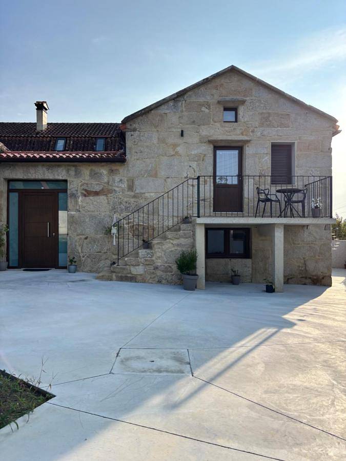 Casa de vacaciones para 4 personas, con vistas y jardín en Pontevedra