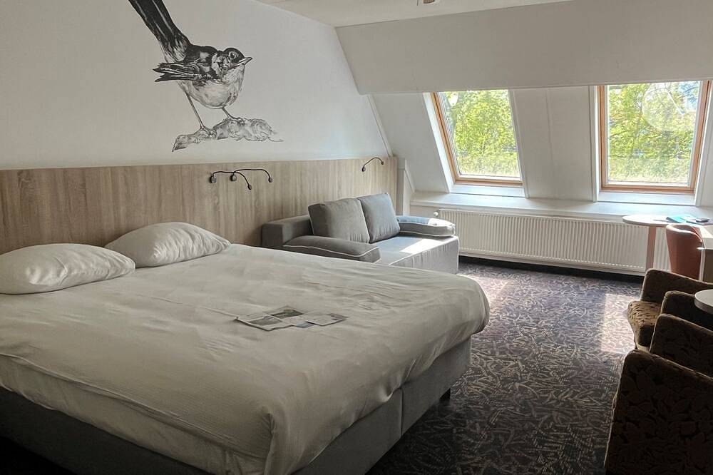 Cultural Getaway w/ Free Parking In Enschede — Walk To Rijksmuseum And Volkspark in Enschede, Twente