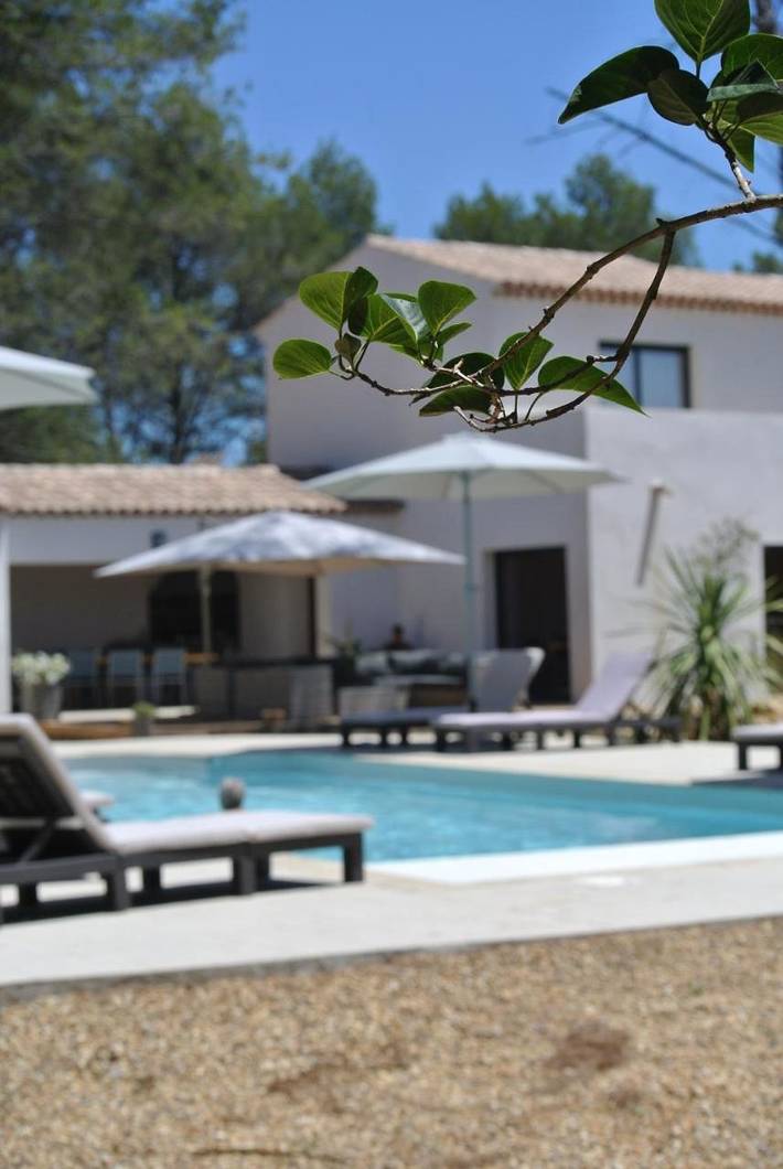 Chambre d’hôte pour 2 personnes, avec piscine et jardin ainsi que sauna et jacuzzi à Lorgues - 4