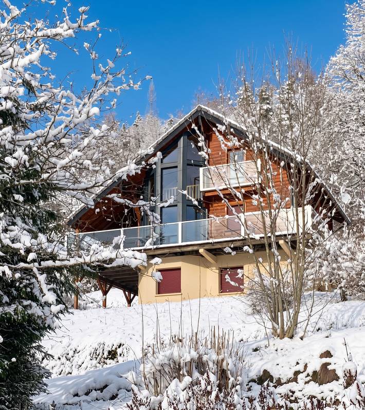 Gîte pour 8 personnes, avec Balcon/Terrasse ainsi que Terrasse et Jardin à Basse-sur-le-Rupt